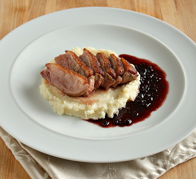 Pan-fried Duck with Red Wine Sauce 2
