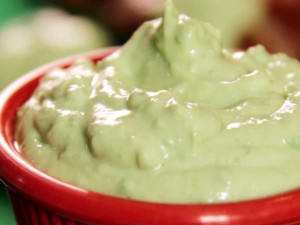 PB1311H_avocado-cream-sauce-recipe_s4x3